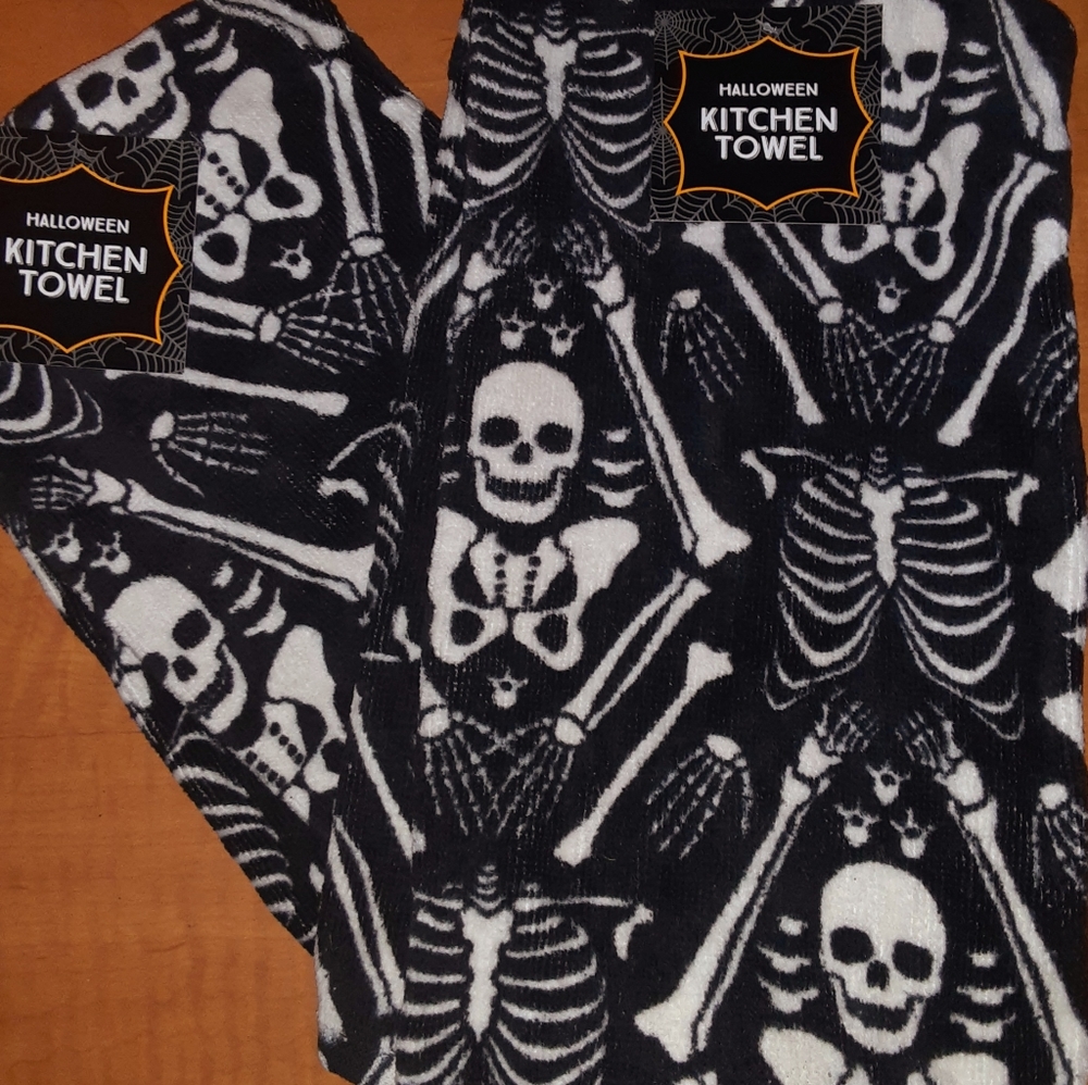 Halloween Decor Table Cloth & Kitchen Towel